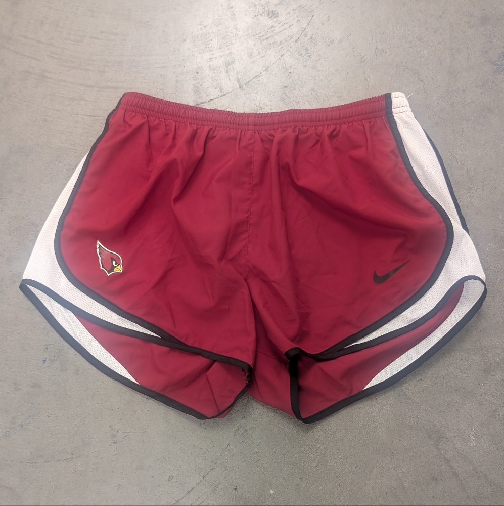 Nike Women's Red Athletic Shorts, Large